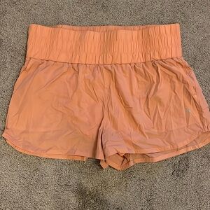 XL lined athletic shorts